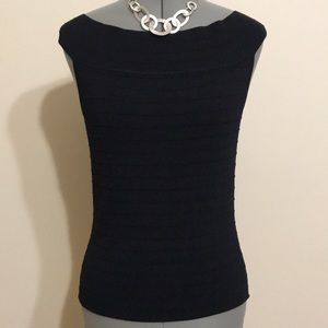 Cable & Gauge Black Top